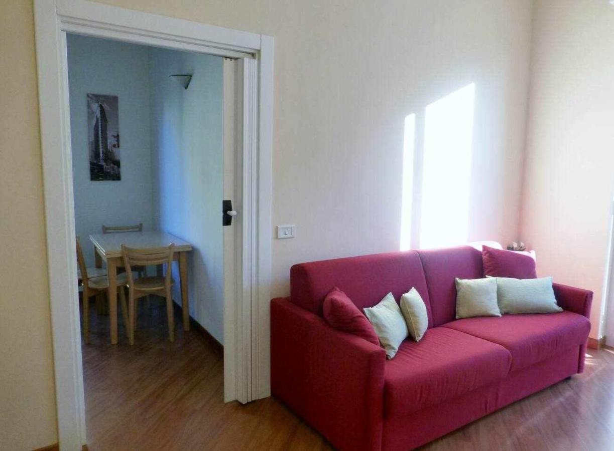 Sva18 Fully Equipped Large Flat S Ambrogio Apartment Milan Luaran gambar