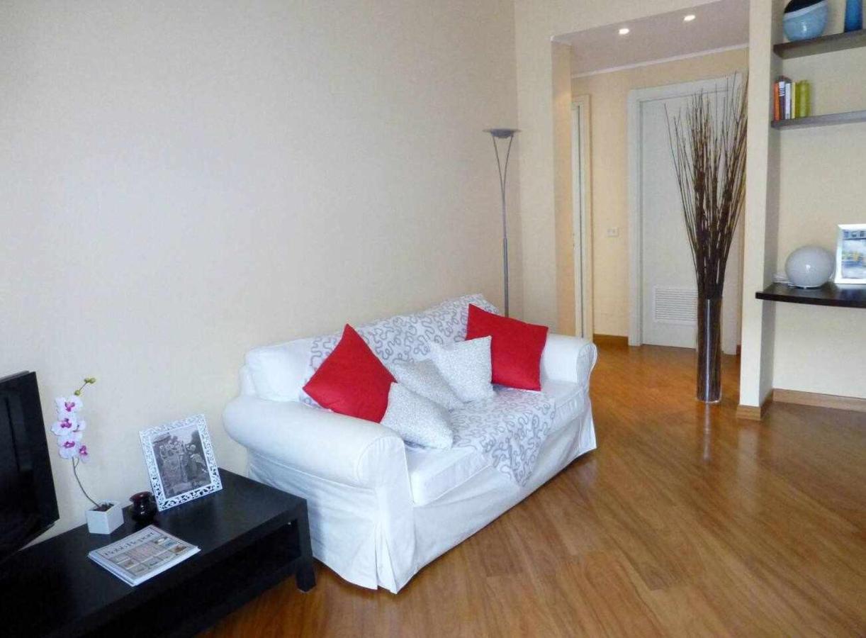 Sva18 Fully Equipped Large Flat S Ambrogio Apartment Milan Luaran gambar